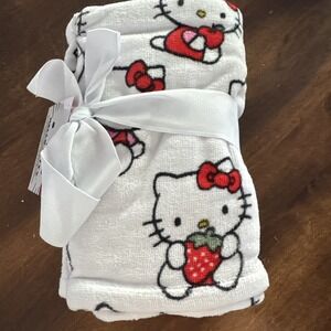 2024 Sanrio Hello Kitty 2 Pack Hand Towels 16" x‎ 28"